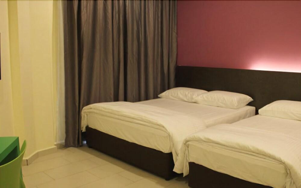 Hotel Mirage Pd 2*